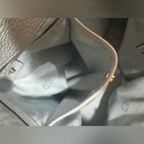 Tory Burch Taylor Leather Hobo - Light Blue - HOST PICK 🎉🎉🎉 - Picture 12 of 14